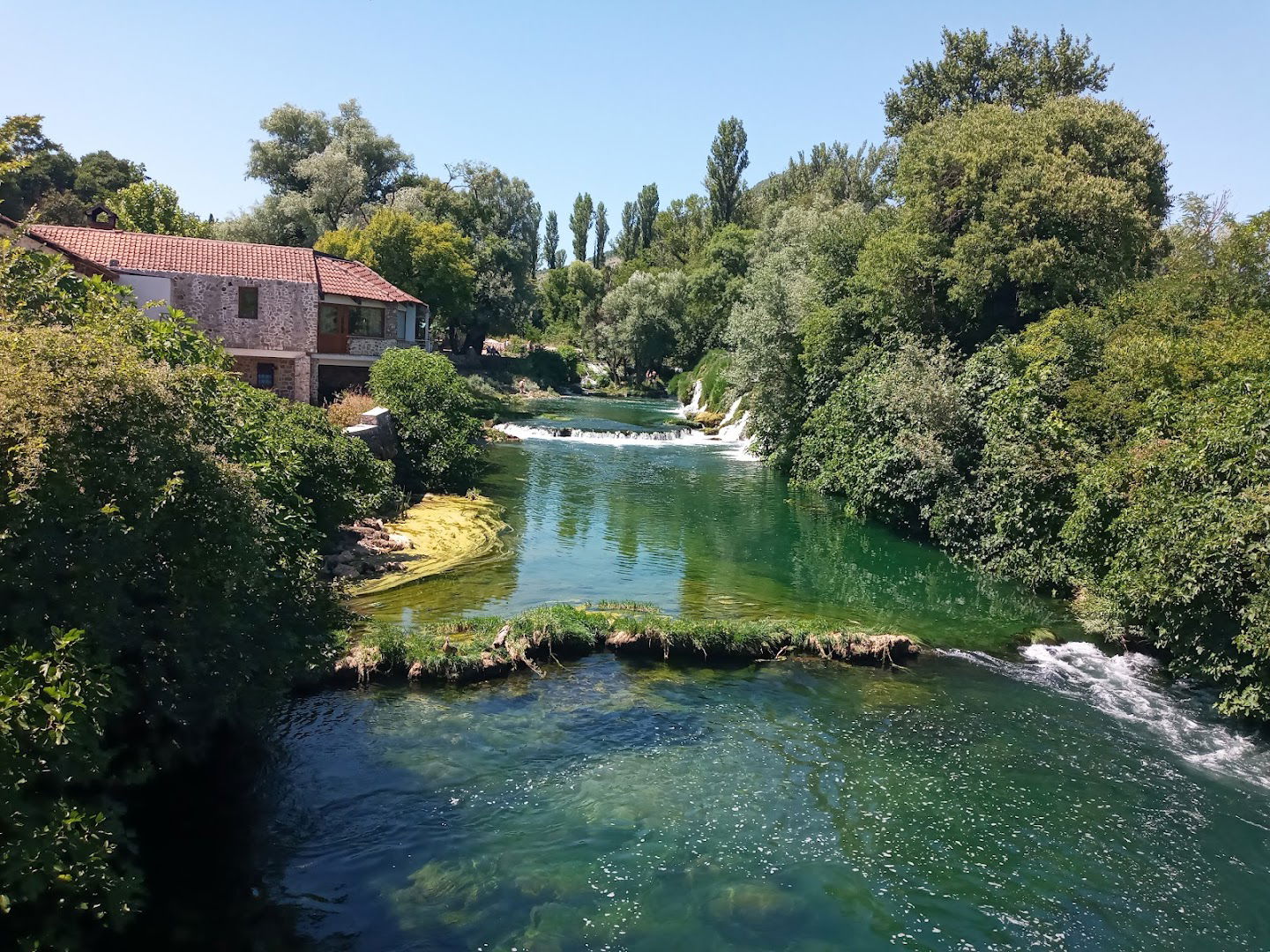 Spomen-dom hrvatskih mučenika Ivana-Đana i Jake Vukojević