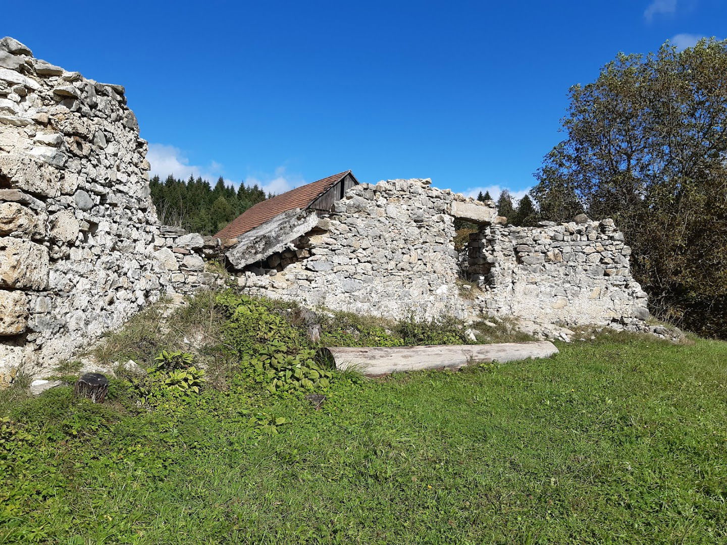 Lovski dvorec - Pajkovo (Nadlišek)