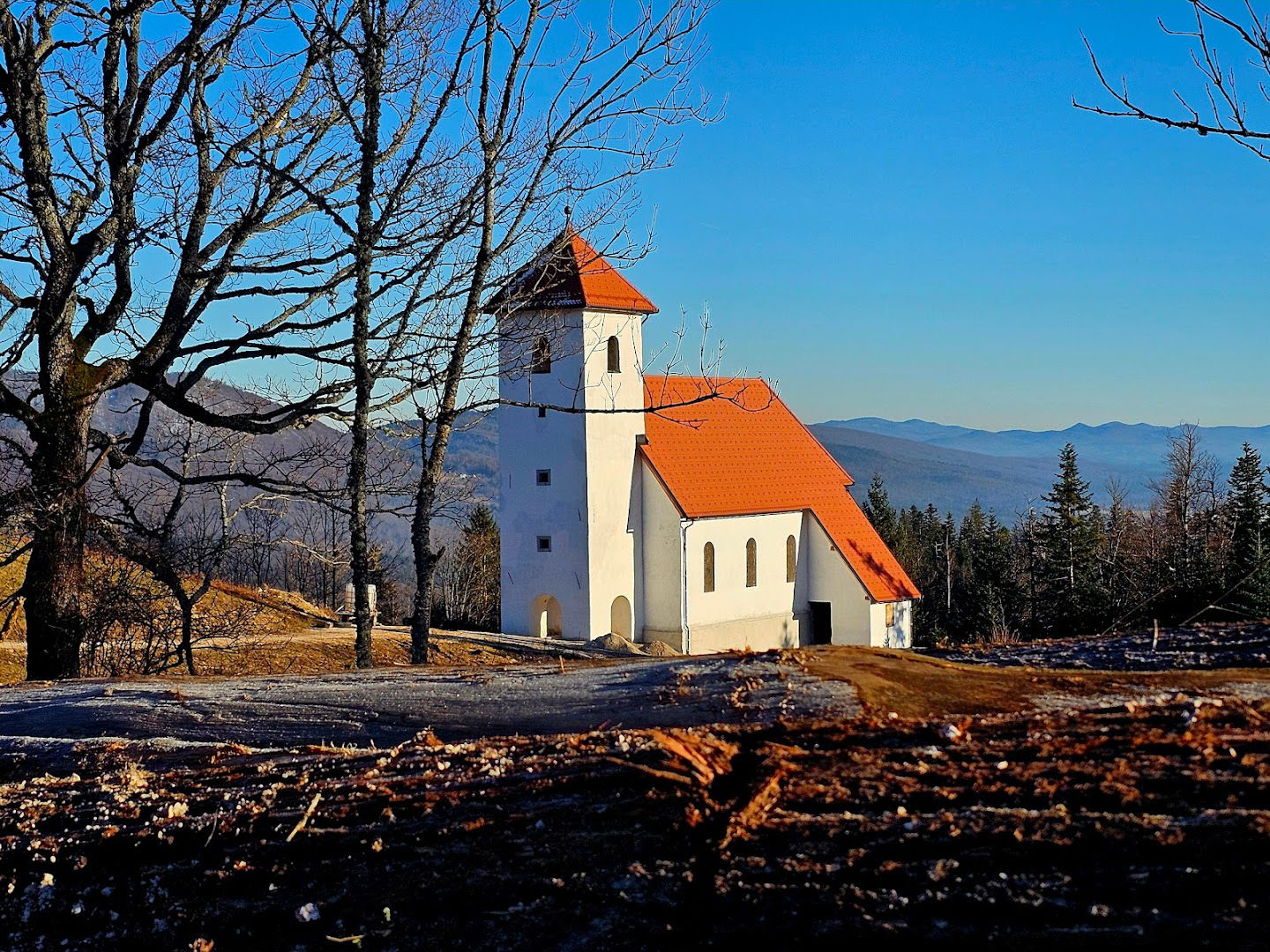 Grajska cerkev sv. Jurija