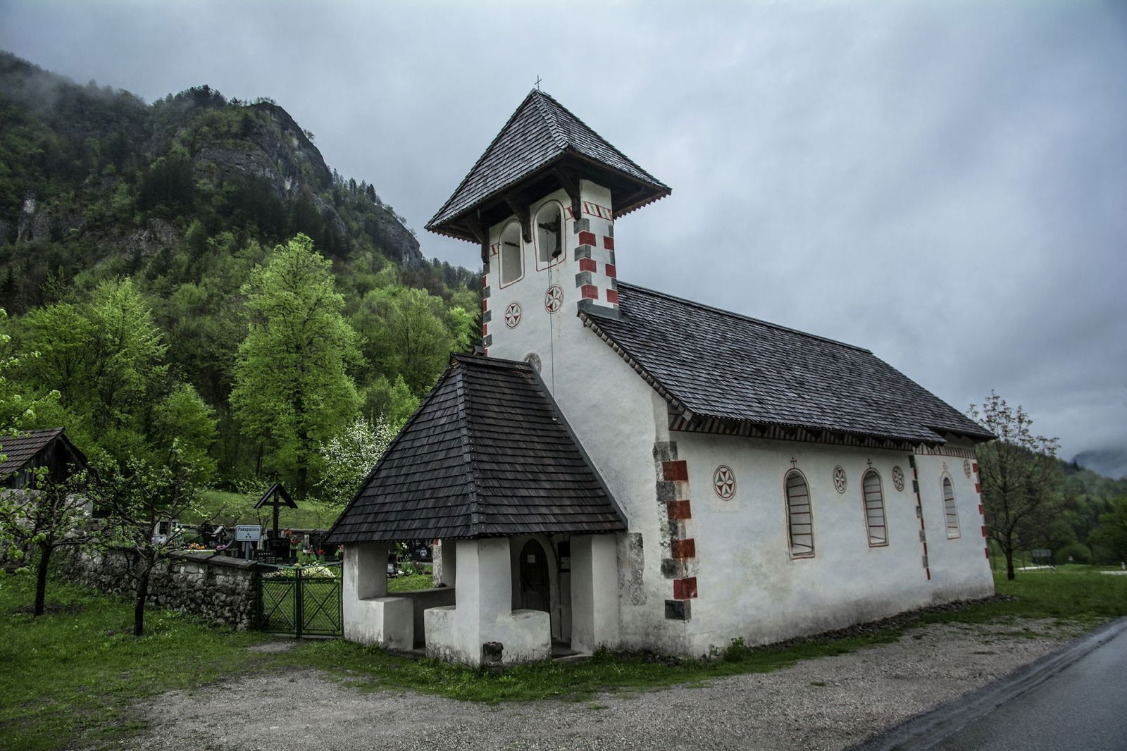 Pokopališče Bosljiva Loka