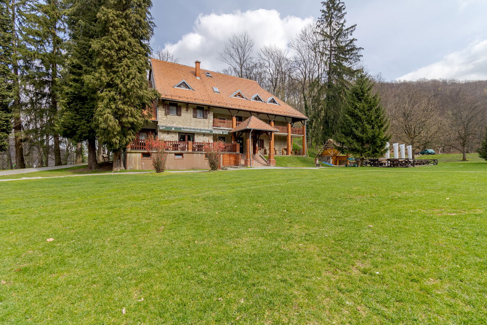 Mountain lodge Jankovac