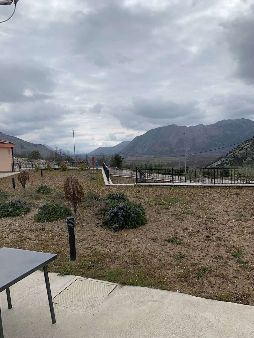 Dom za stare i nemoćne osobe Ravno