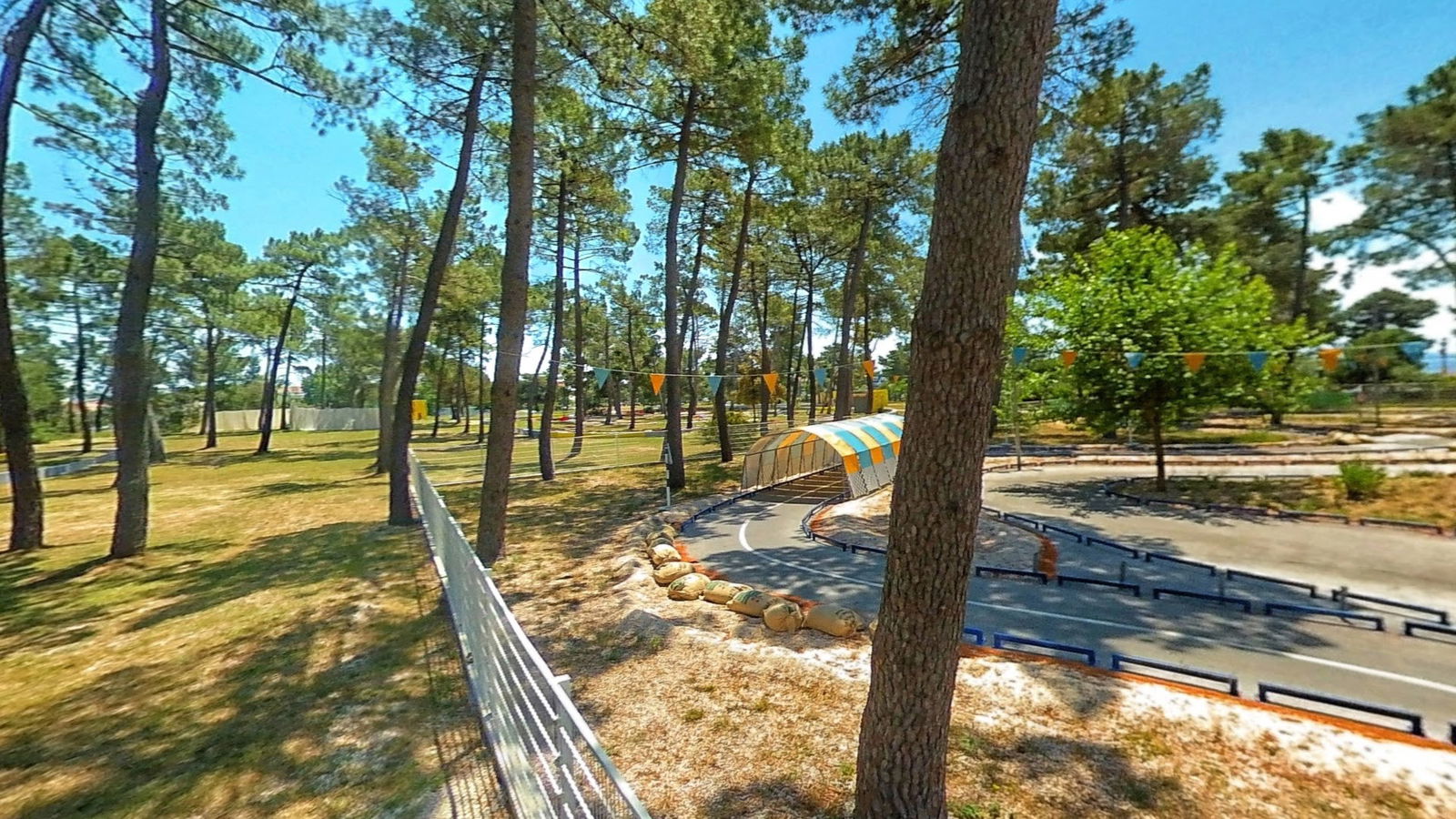 Plac zabaw Szkola Jazdy