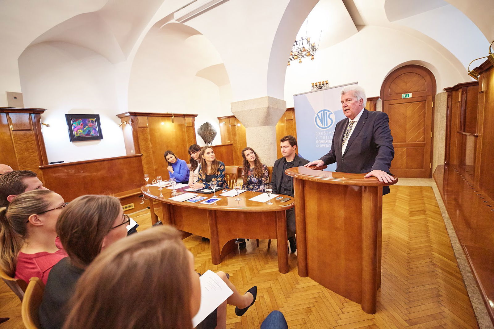 Društvo v tujini izobraženih Slovencev (Društvo VTIS)