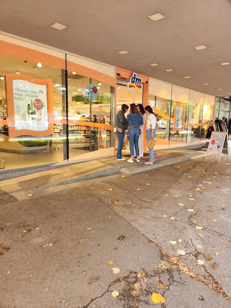 dm drogerie markt