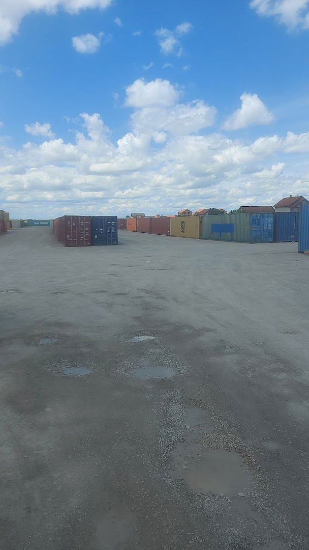 Container Terminal Gigi