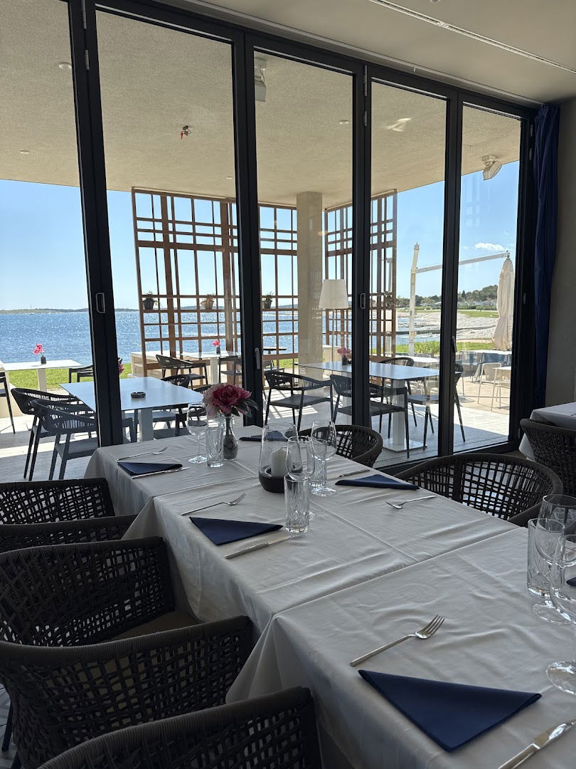 Burin Restaurant & Lounge Bar