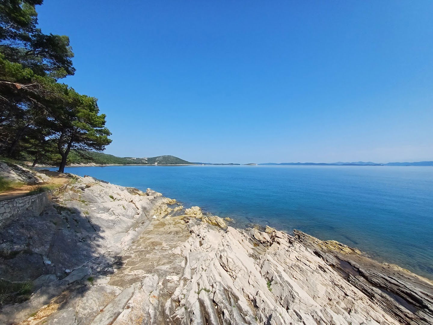 Hiking route from Sali to Zaglav