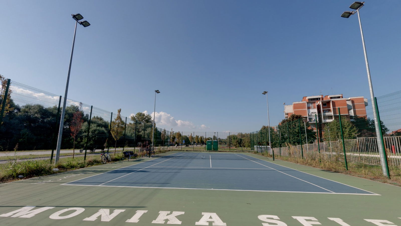Teniski Teren "Monika Seleš"