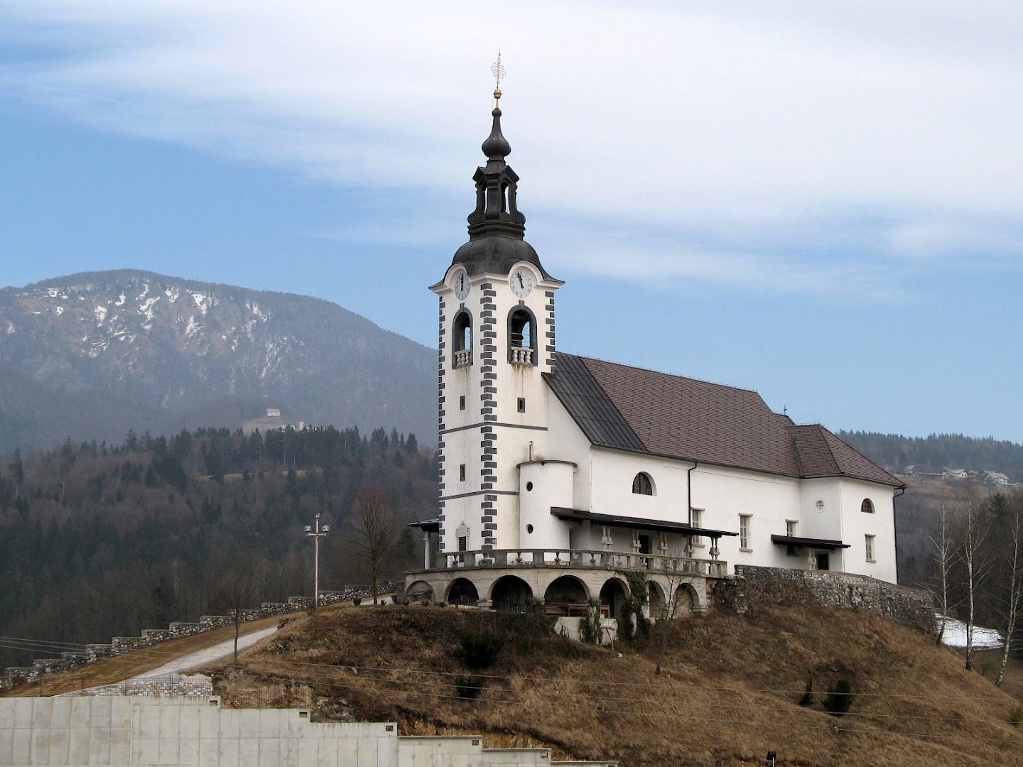 Župnijska cerkev sv. Benedikta