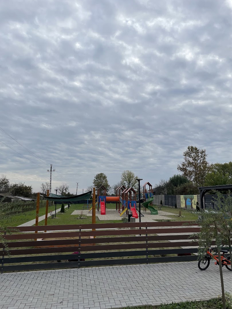 Tündérkert játszótér