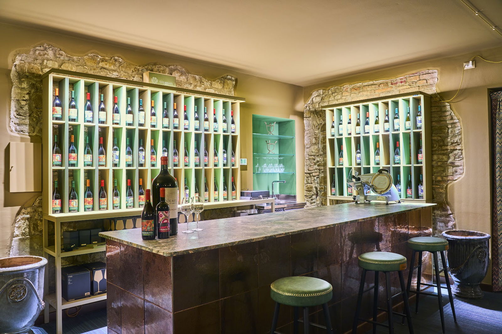 Enoteca e Locanda Borgo Colmello