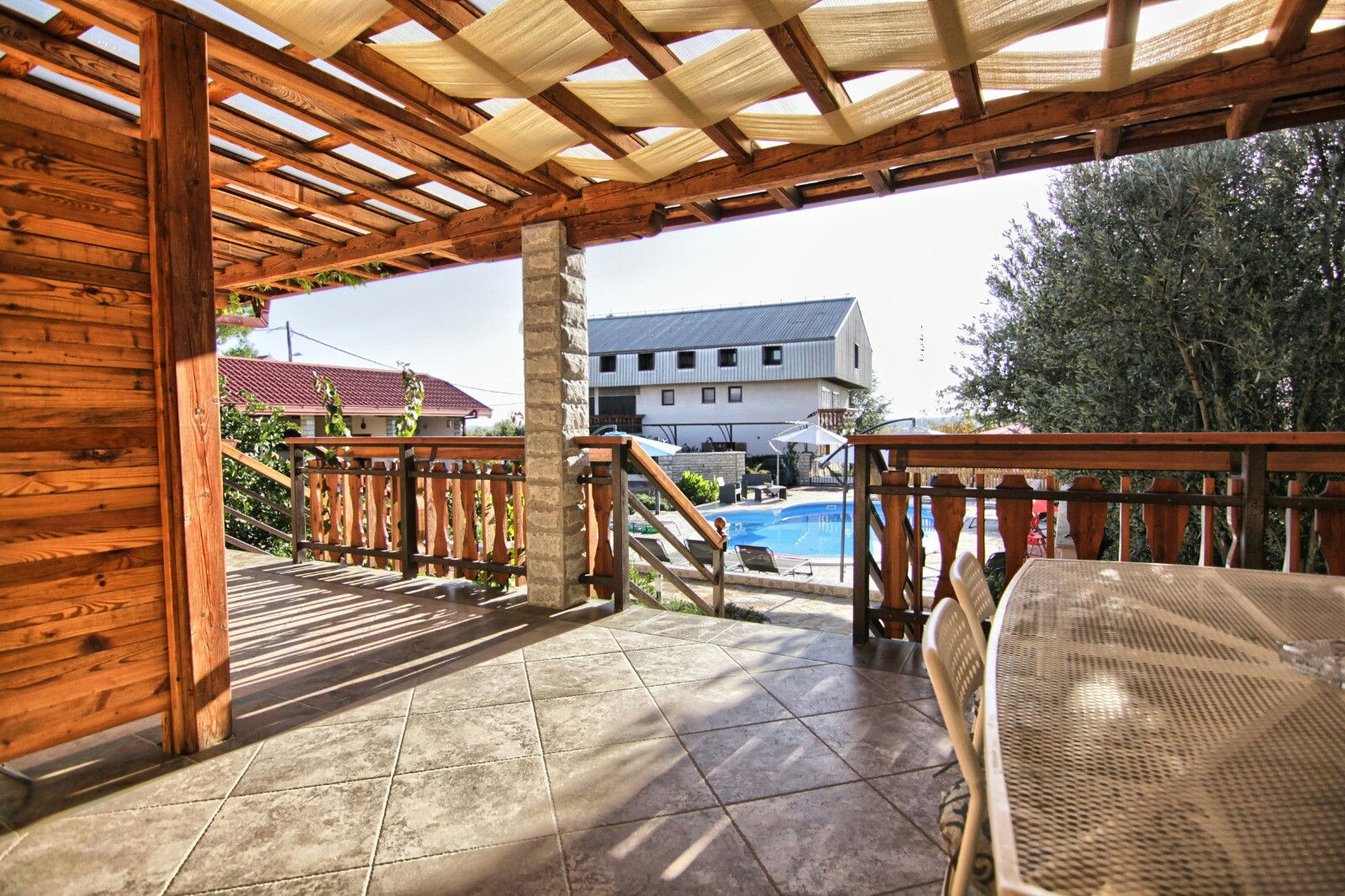 STAKLO BIM PERICA d.o.o.