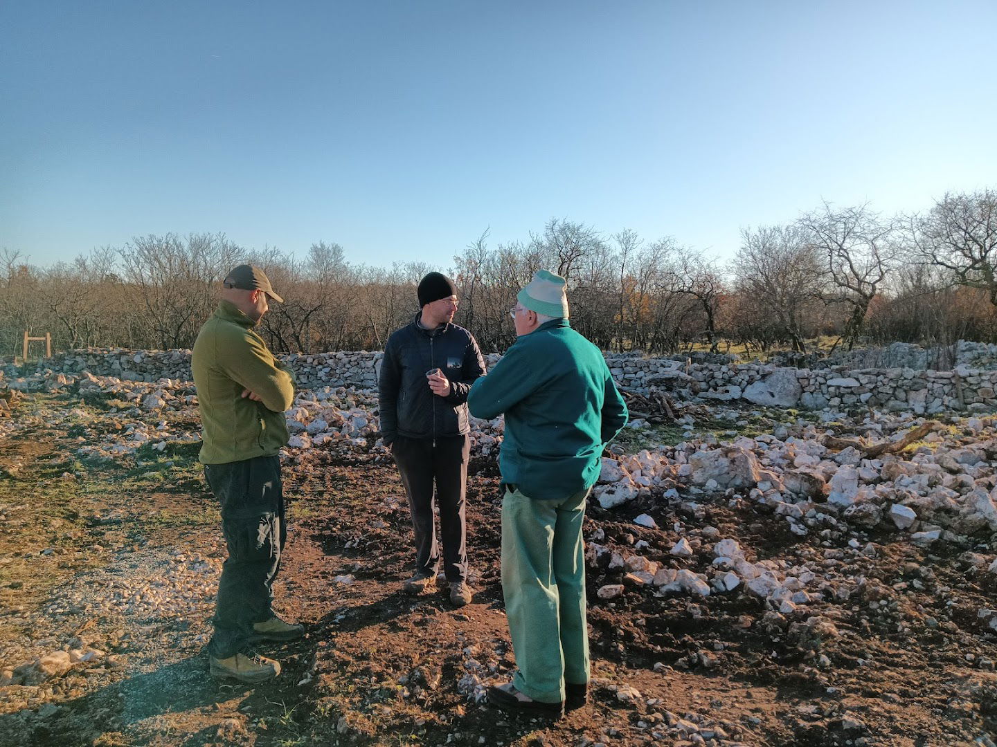 Radijski teleskop za opazovanje molekul OH - ZARAS