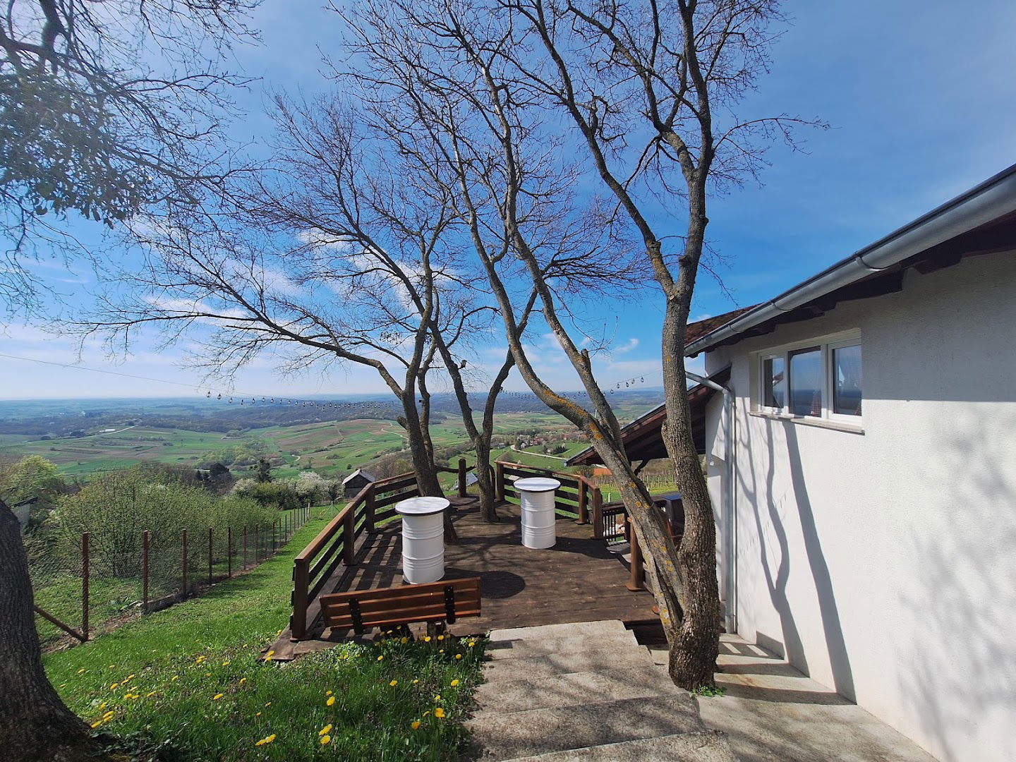 Kalnikovac-prostor za proslave