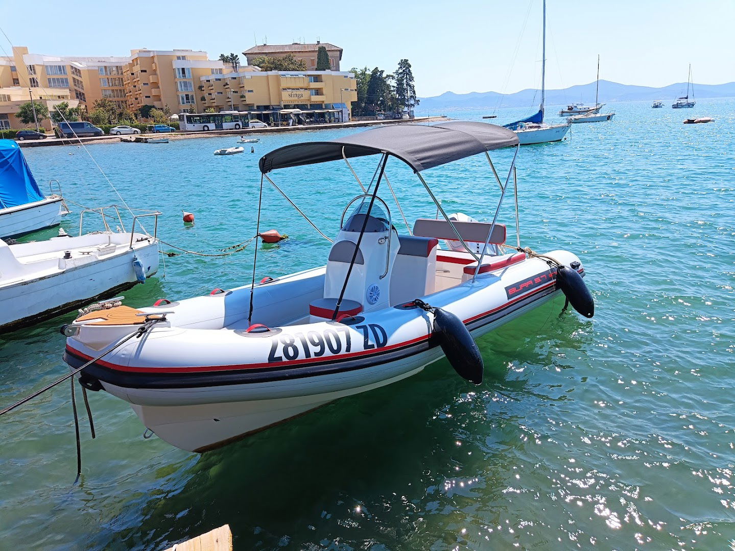 Rent a Boat Fain Nautika