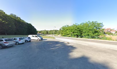 Parkiralište Spomen-parka Dotrščina