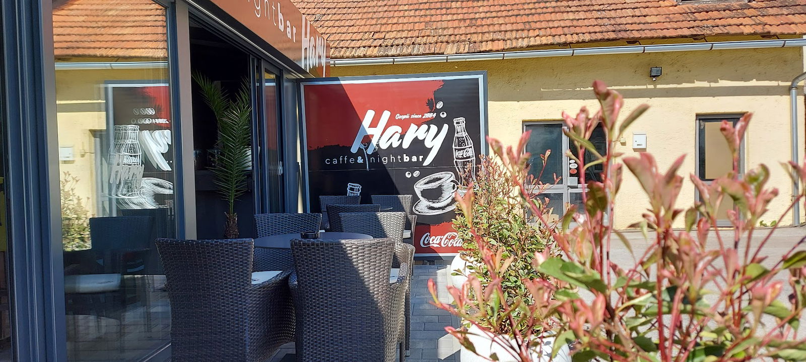 Caffe & Night bar Hary