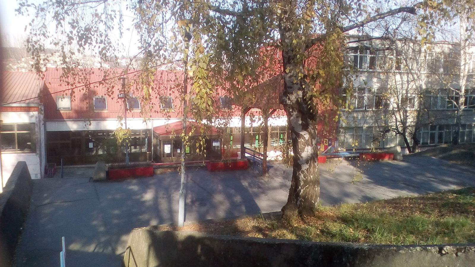 Srednja zanatska škola