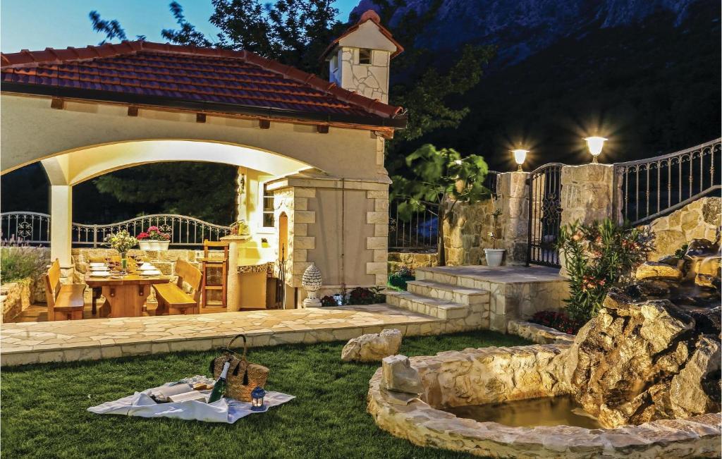 Three-Bedroom Holiday Home in Gata