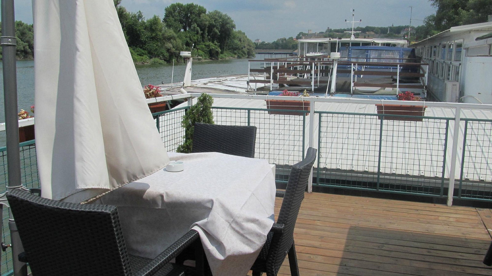 Rooms Jahting Klub Kej