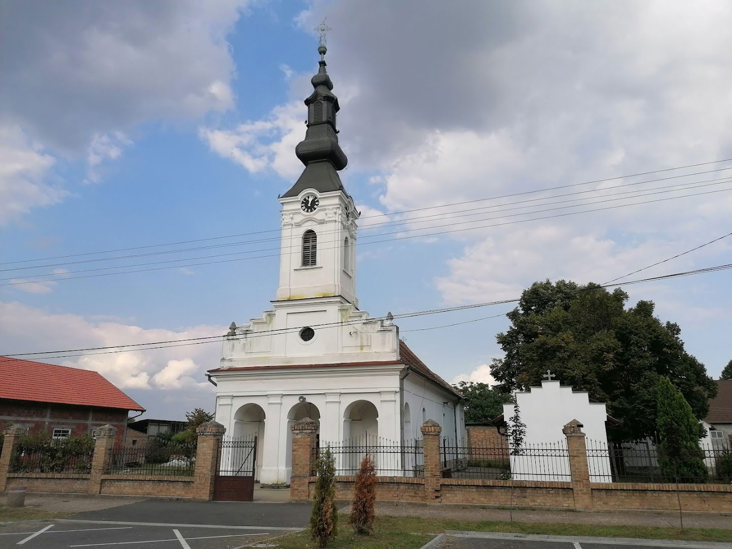 Српска православна црква Светог Вазнесења Господњег