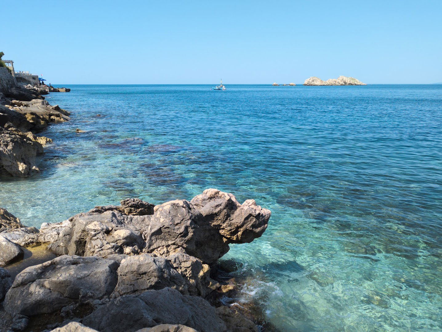 老狗岩 Old Dog Rock