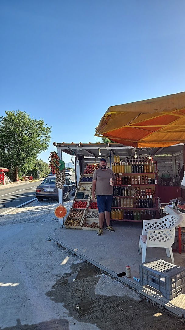 OPG Ane i ja, fresh fruits & domestic local products