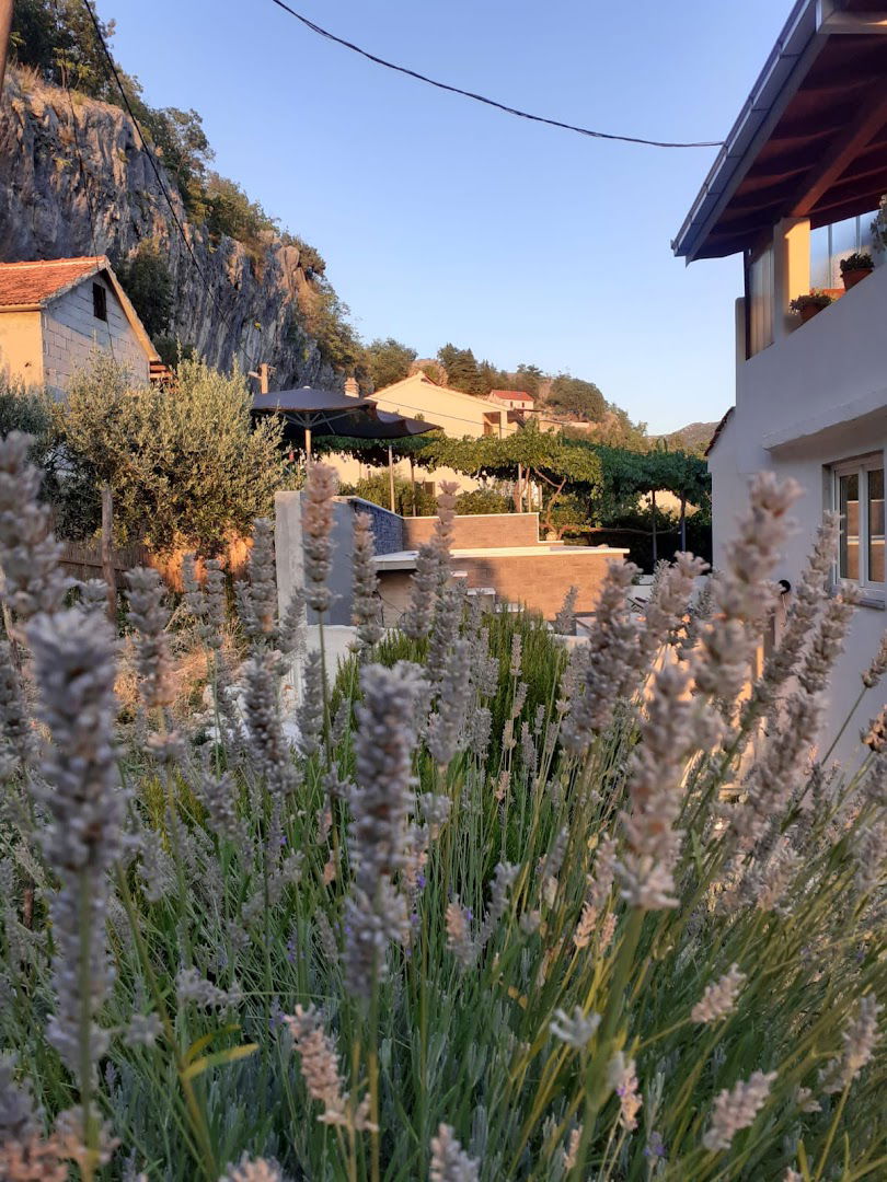 Kuća za odmor Melita - OMIŠ (Podašpilje)