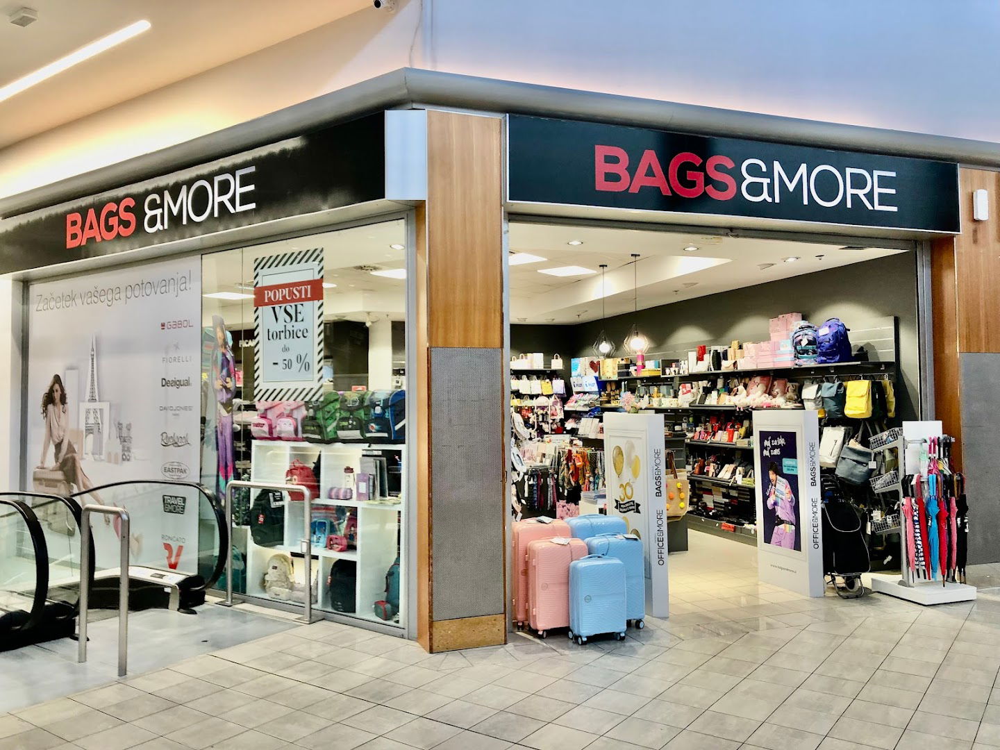 BAGS AND MORE - SUPERNOVA MERCATOR PRIMSKOVO