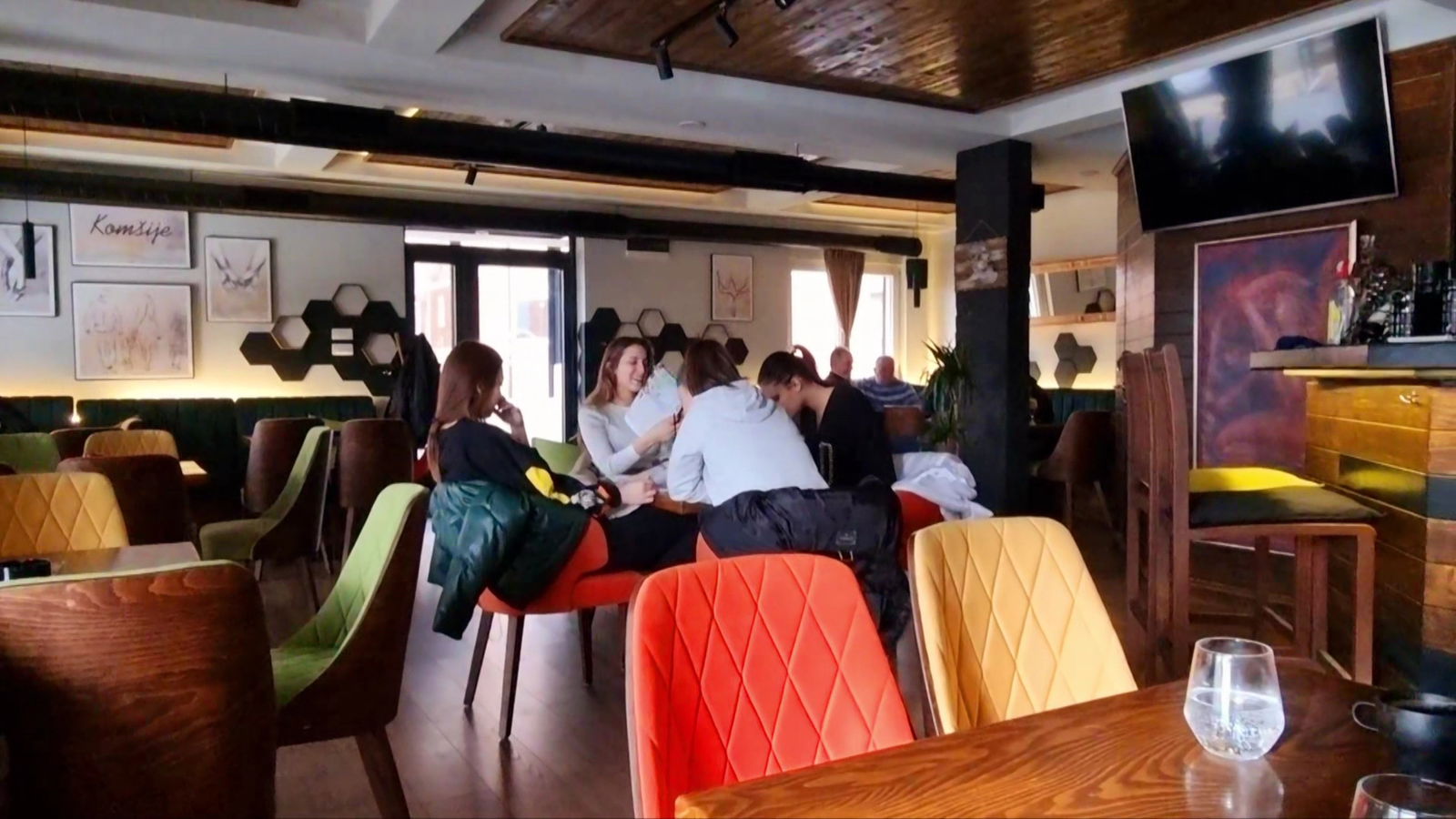 Комшија кафе