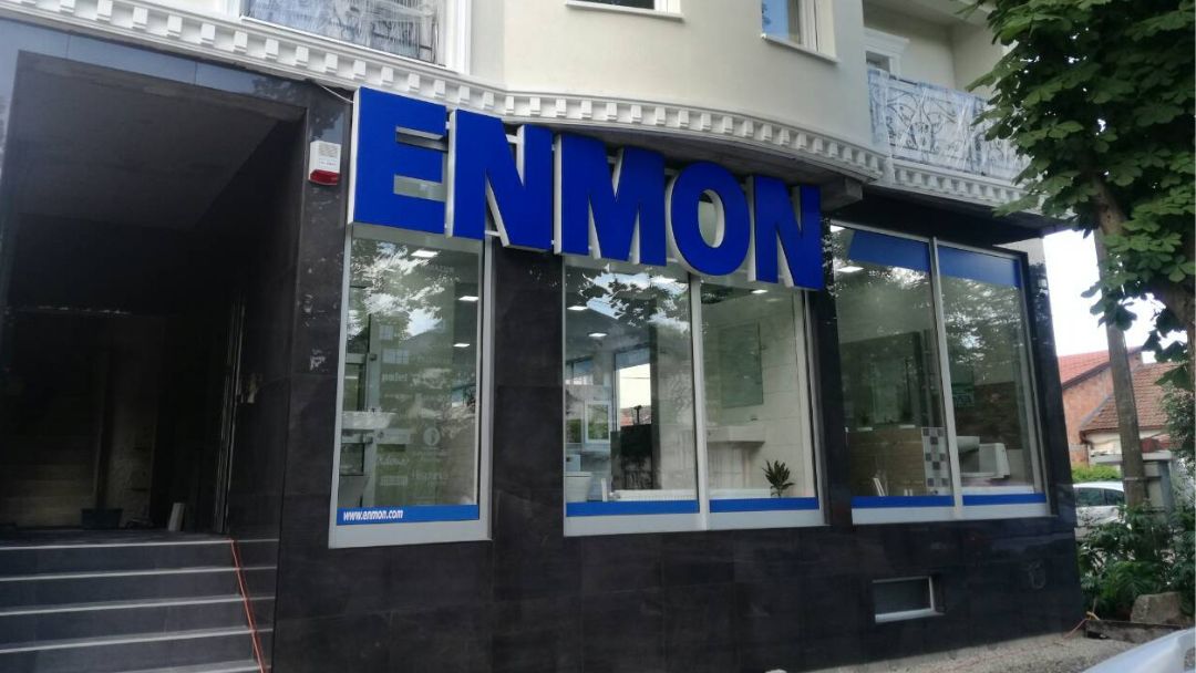 Enmon Obrenovac - izložbeni salon pločica i opreme za kupatilo Beograd