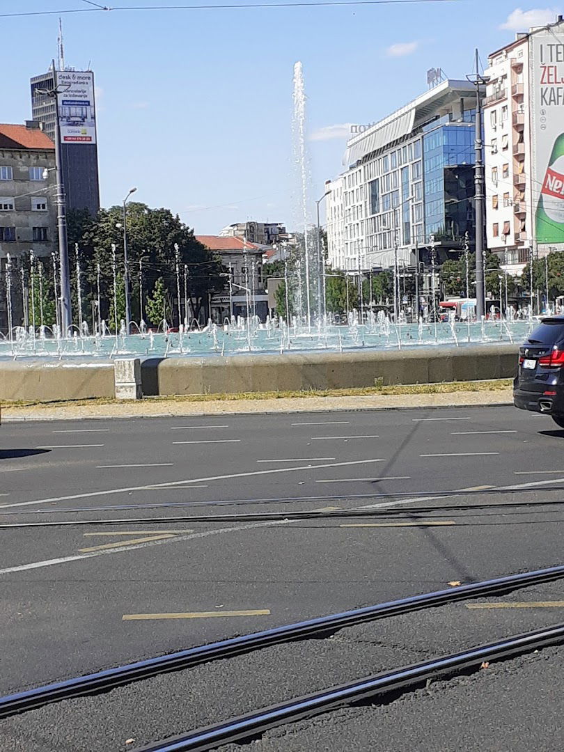 Trg Slavija /Bulevar oslobođenja/