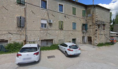 Garaža Josipa Drpića(Joce Šparoge)