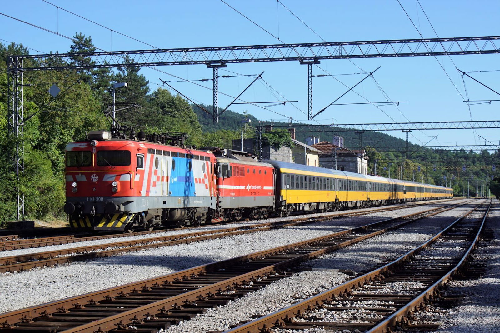 Željeznička stanica Šapjane