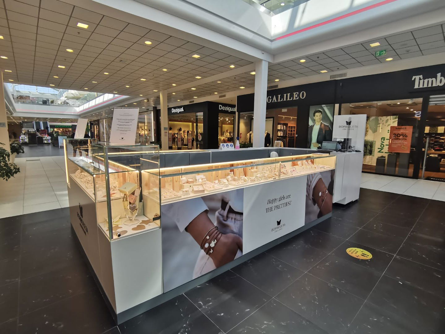 Borboleta Store West