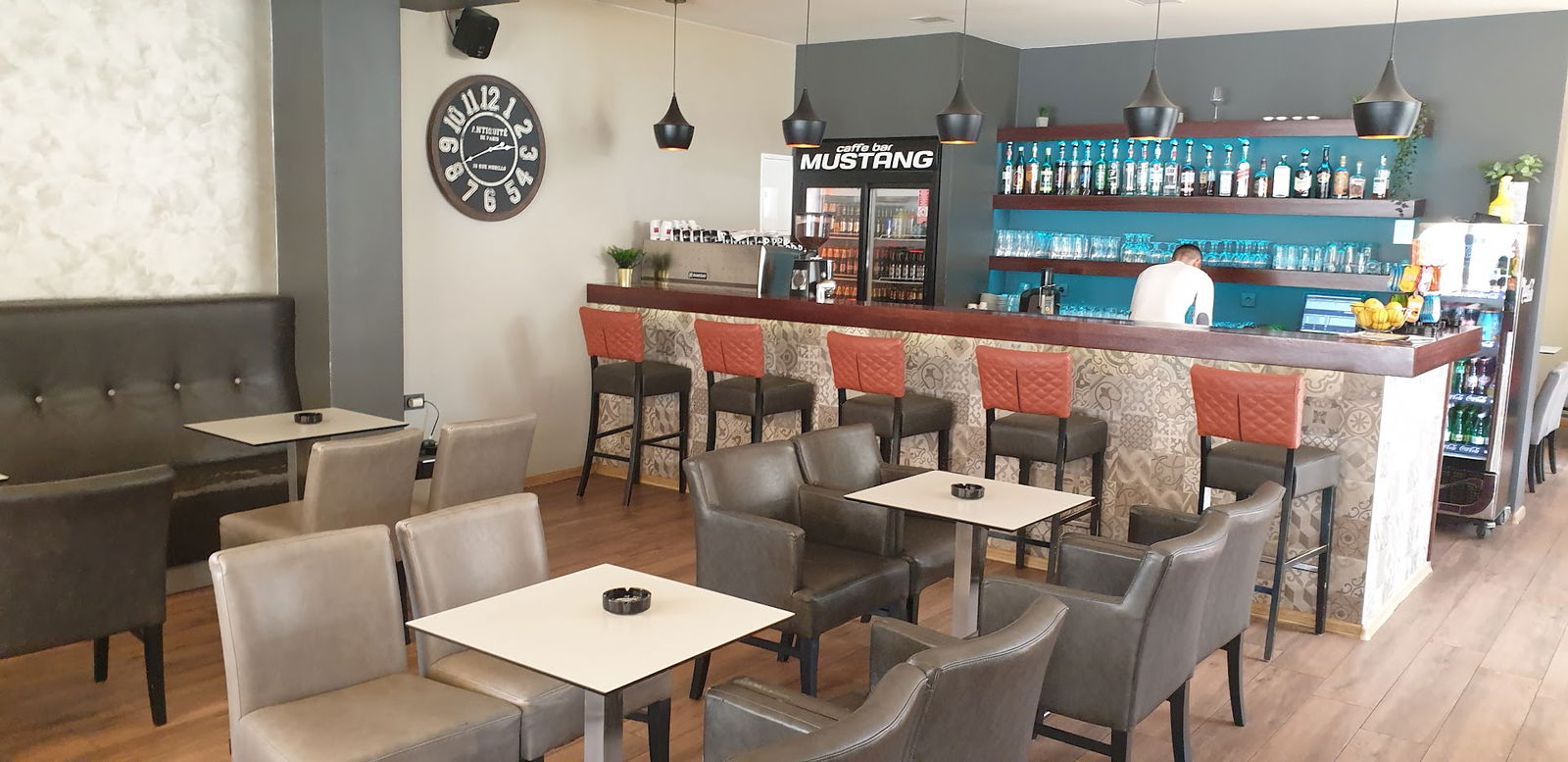 Caffe bar Mustang | Drniš