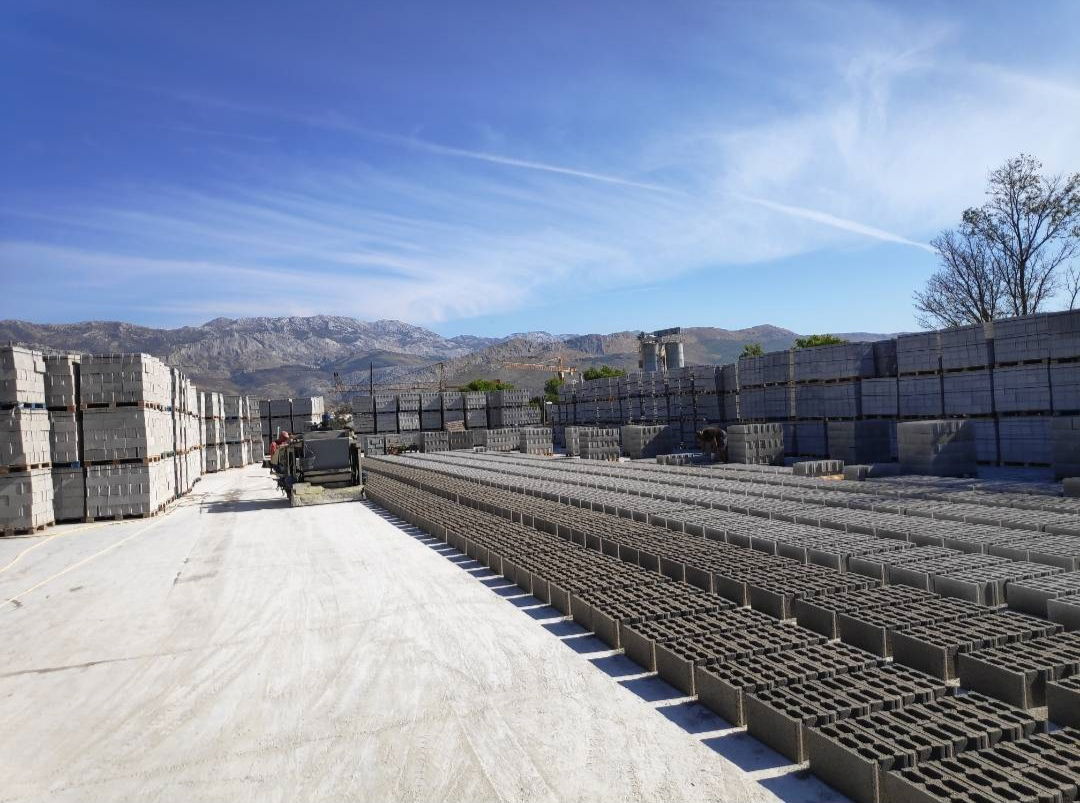 OBRT ZA IZRADU BETONSKIH ELEMENATA, BLOKETARA, VL. JAKOV VRSALOVIĆ