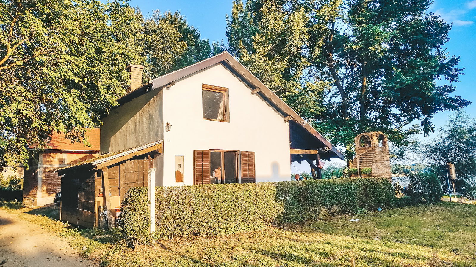 Rustic paradise on the Danube