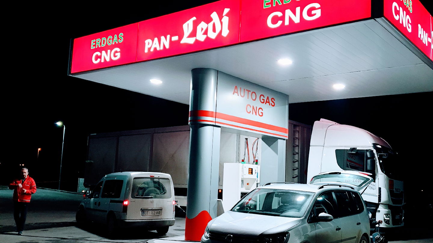 Pan-ledi CNG pumpa Pancevo