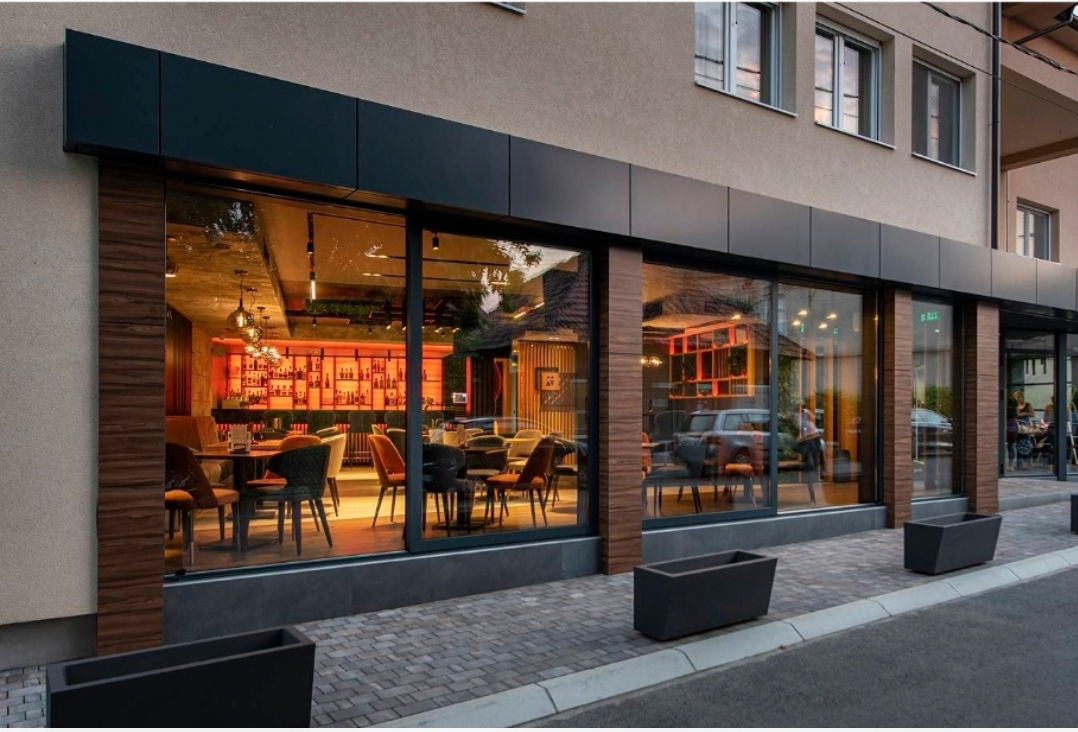 TAPAS bistro & pizzeria