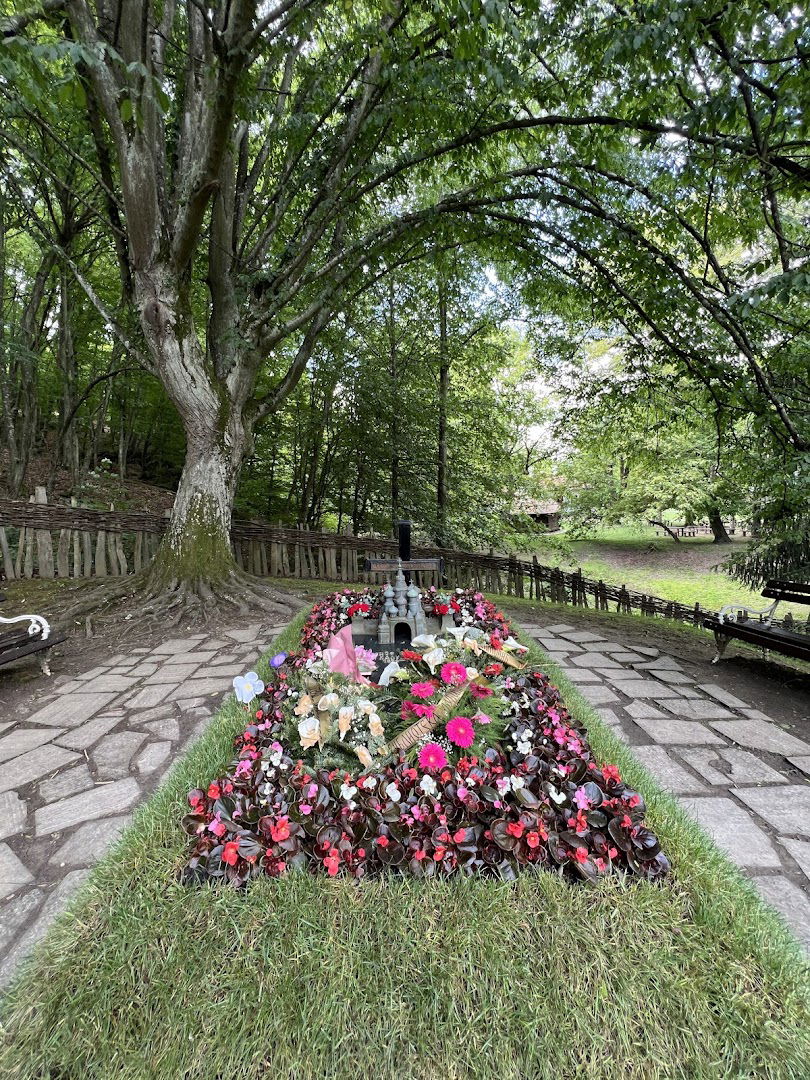 Десанкин гроб