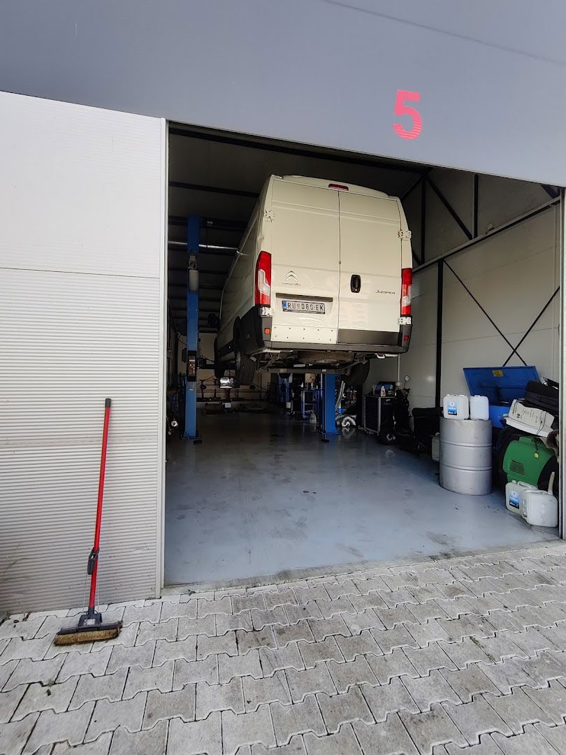 Auto centar Grand Mobile