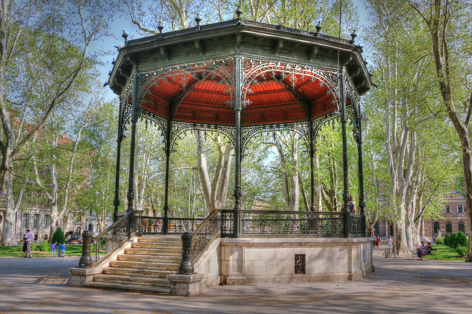 Glazbeni paviljon na Zrinjevcu