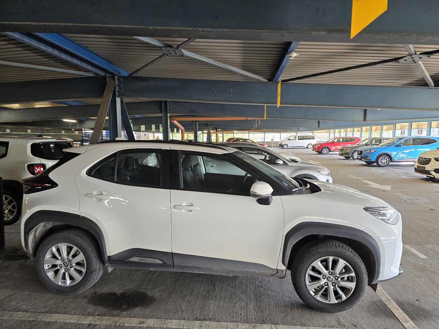 Hertz Car Rental - Belgrade Airport