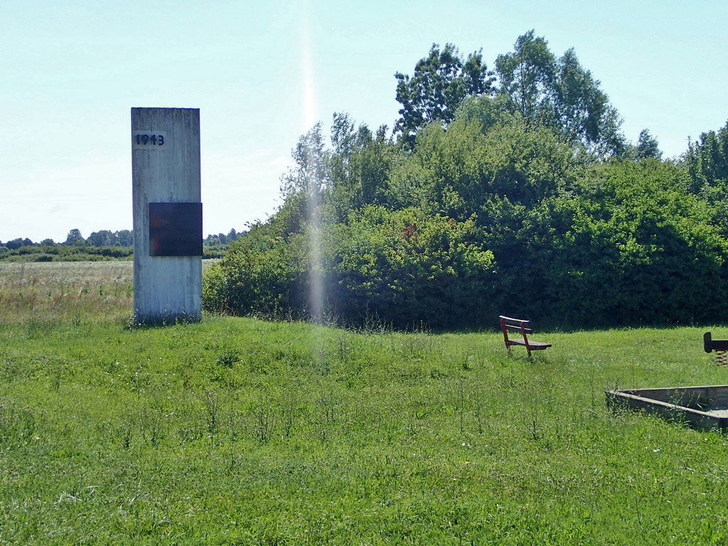 Spomenik osnivanju Turopoljsko-posavskog partizanskog odreda