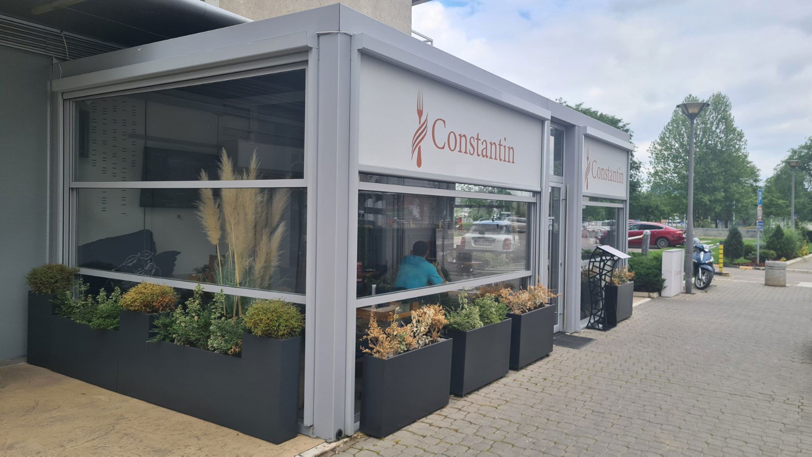 Restoran Constantin, Belville