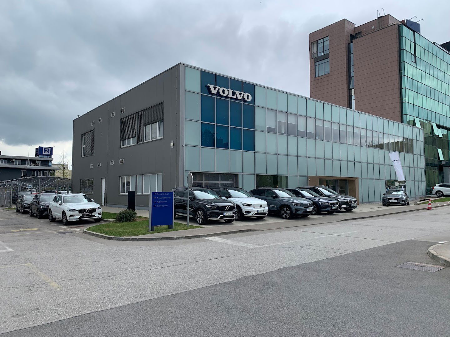 Volvo Car center Ljubljana