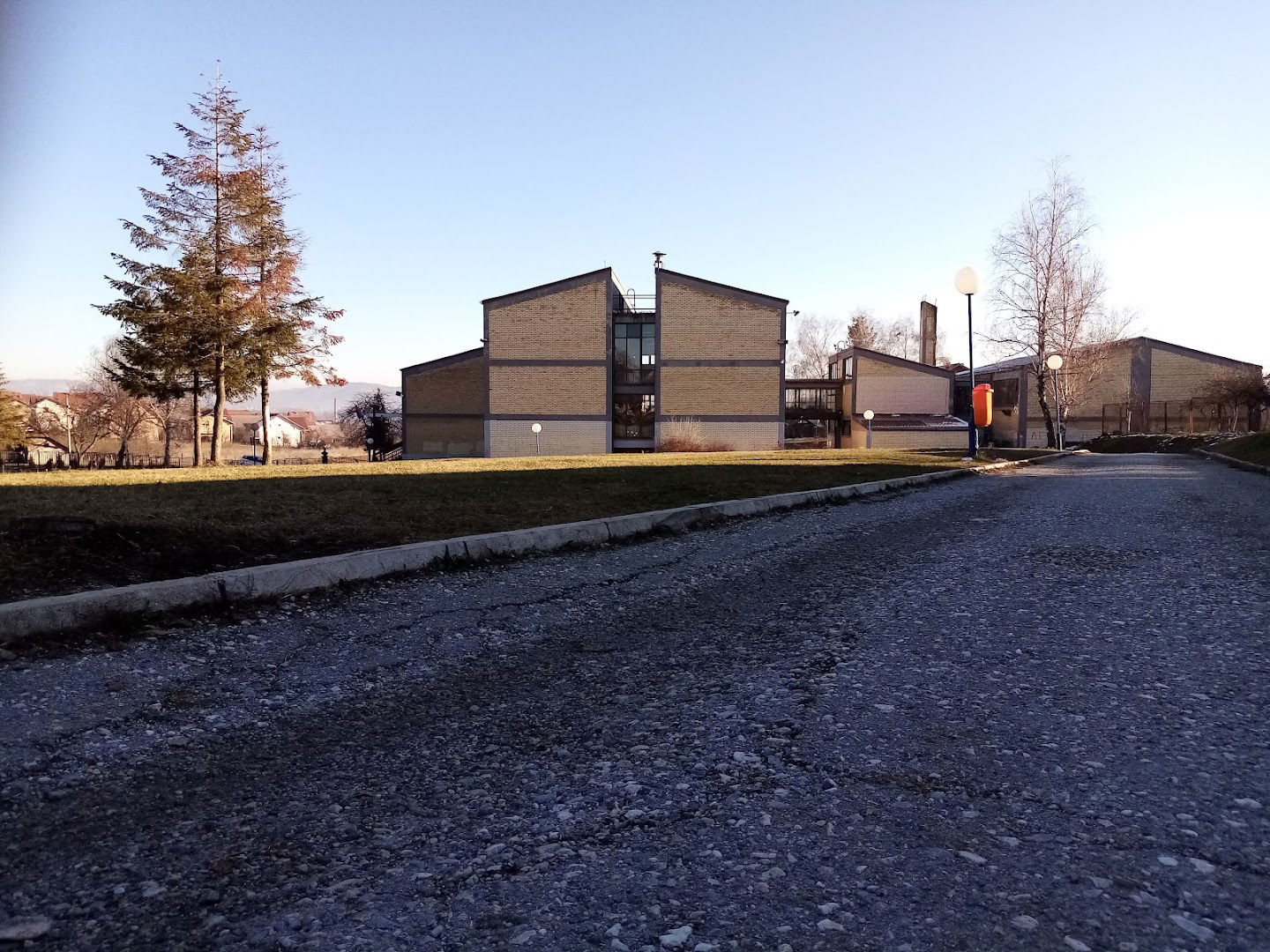 ОШ "Драгиша Михаиловић" Крагујевaц, Србије