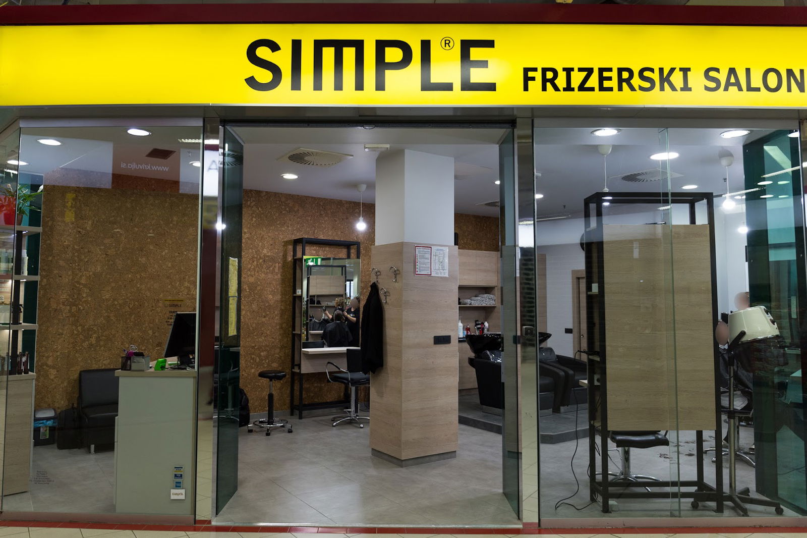 SIMPLE - Mercator center Nova Gorica